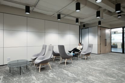Image of modular solid wall panels in a open office