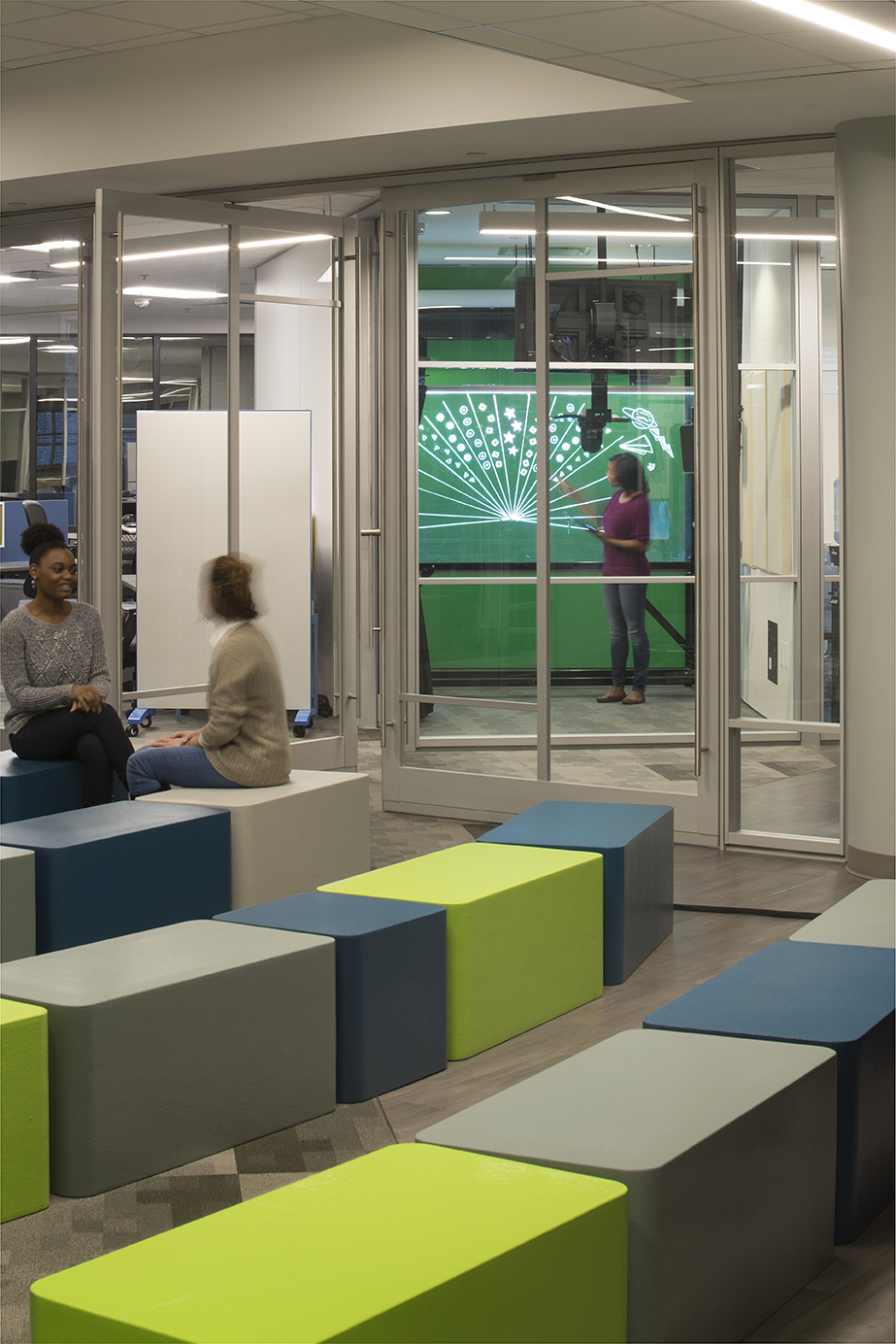 College campus open space with prefab center mount glass wall system
