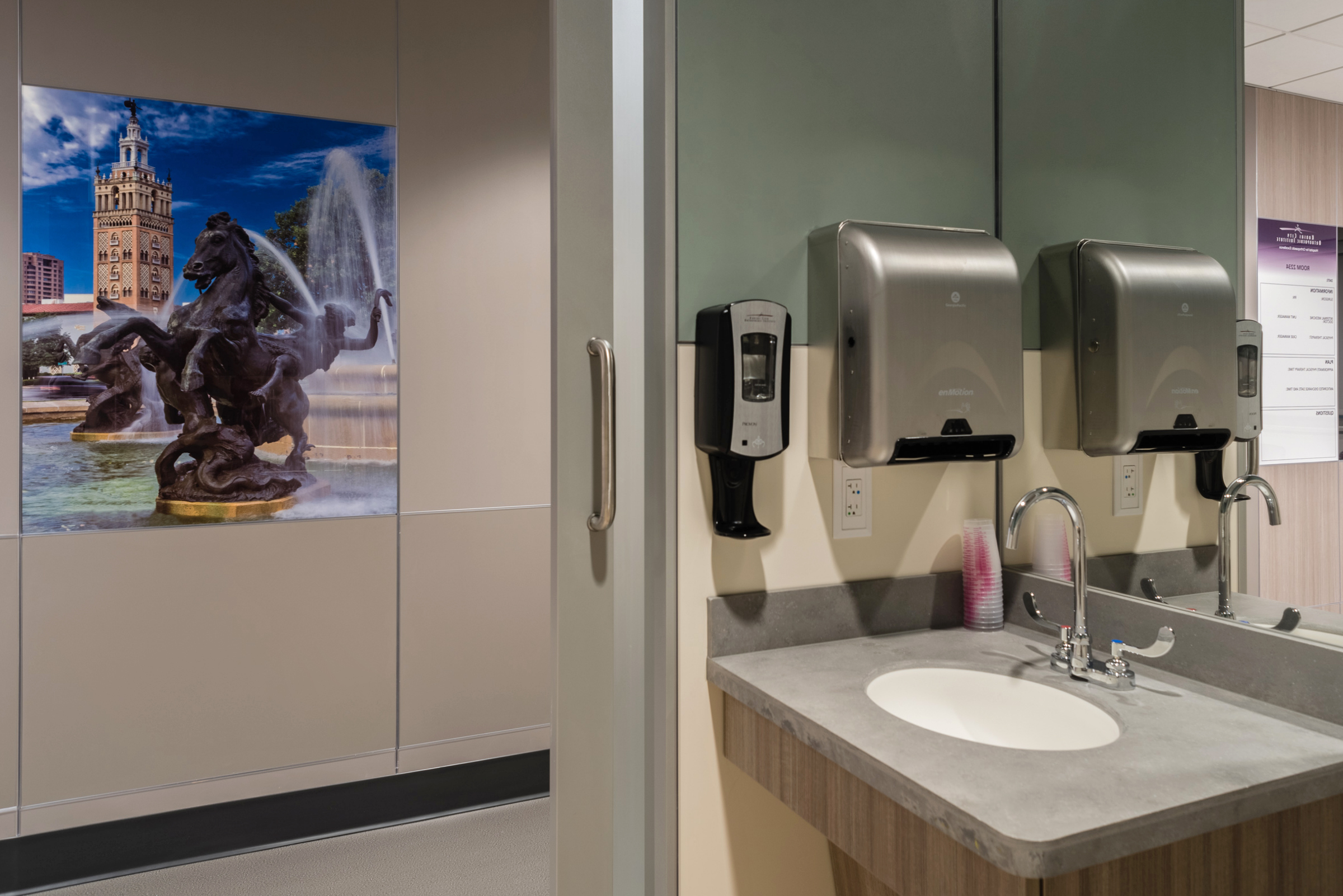 DIRTT gallery
