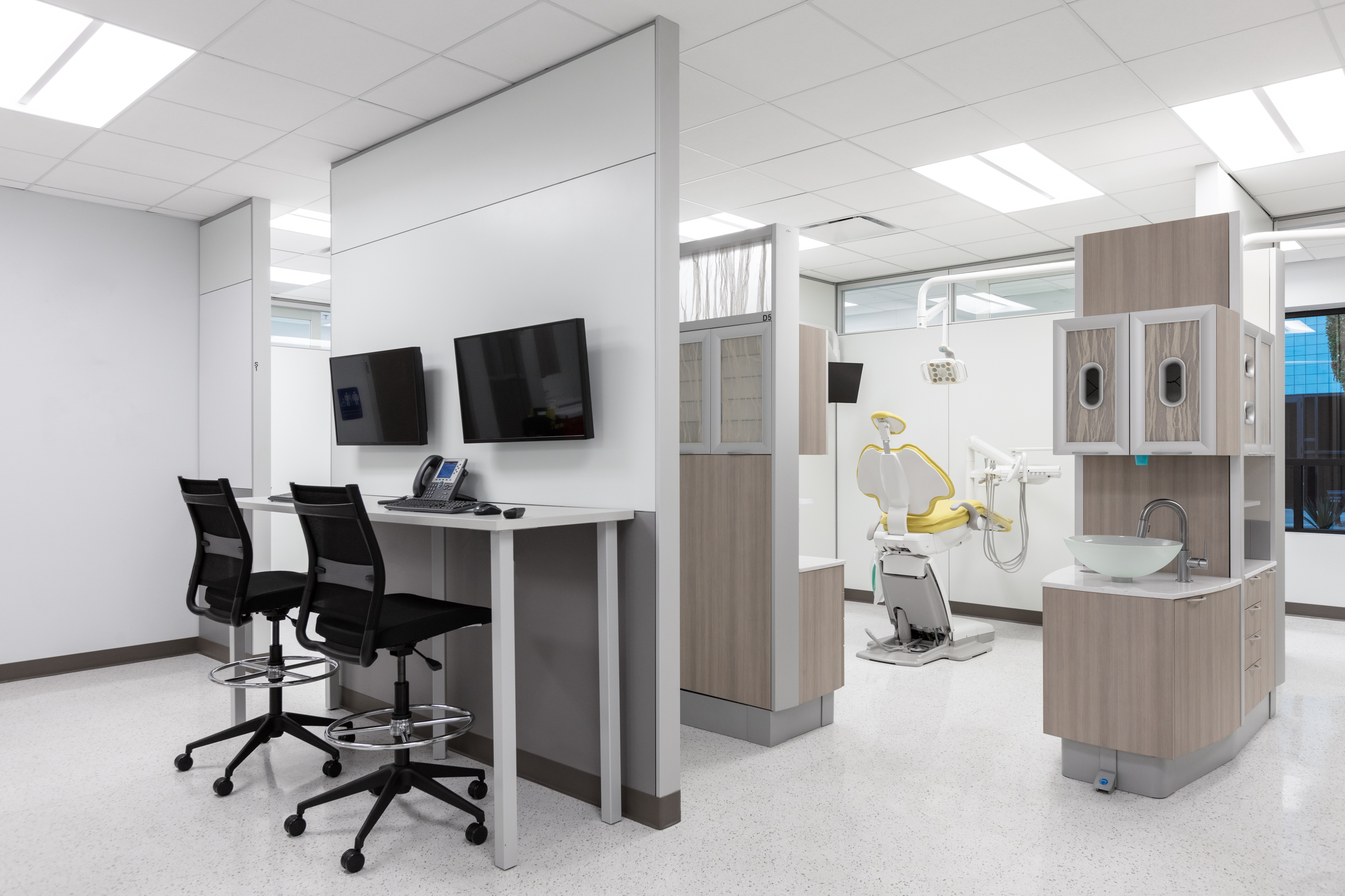 DIRTT interiors