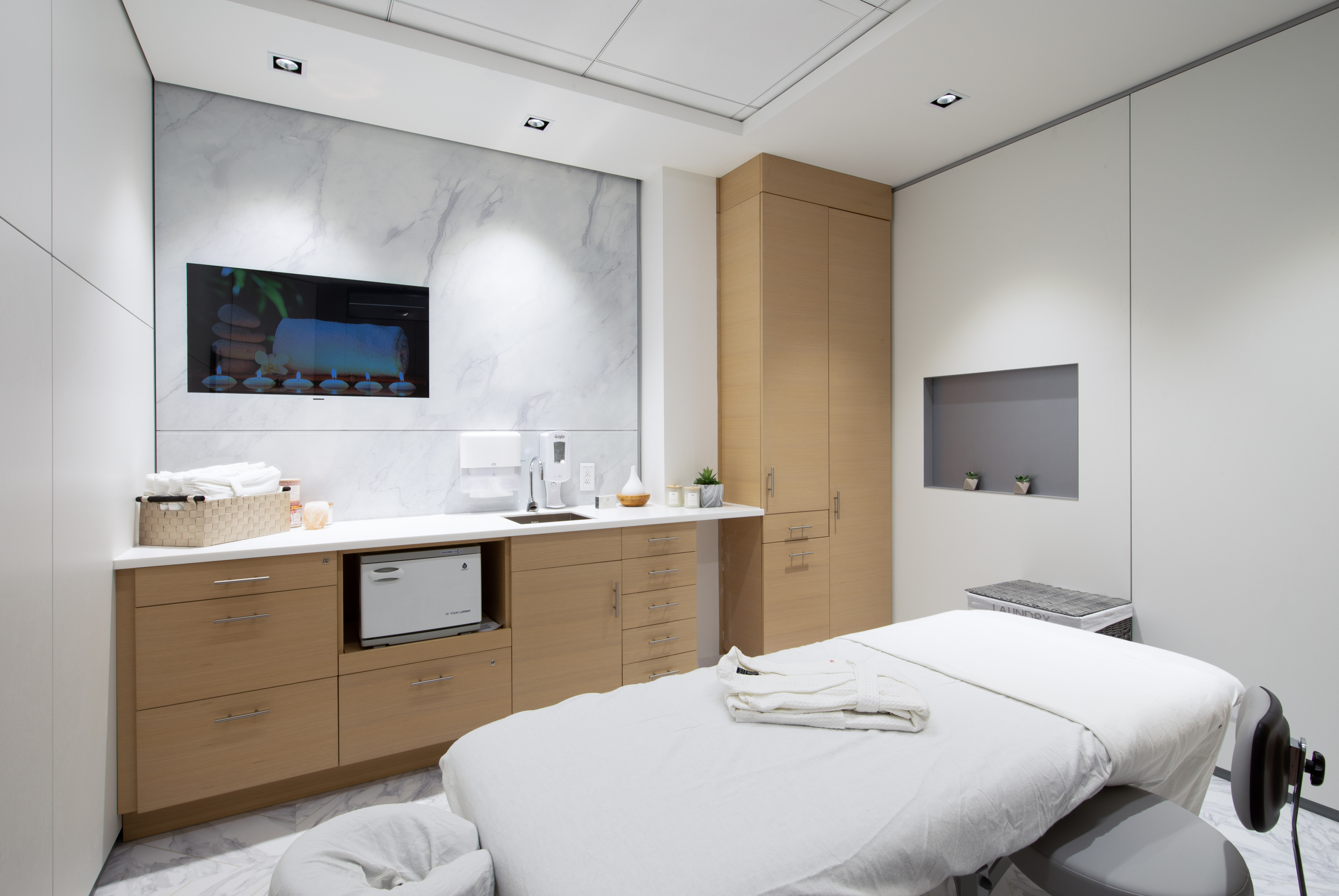 DIRTT interiors