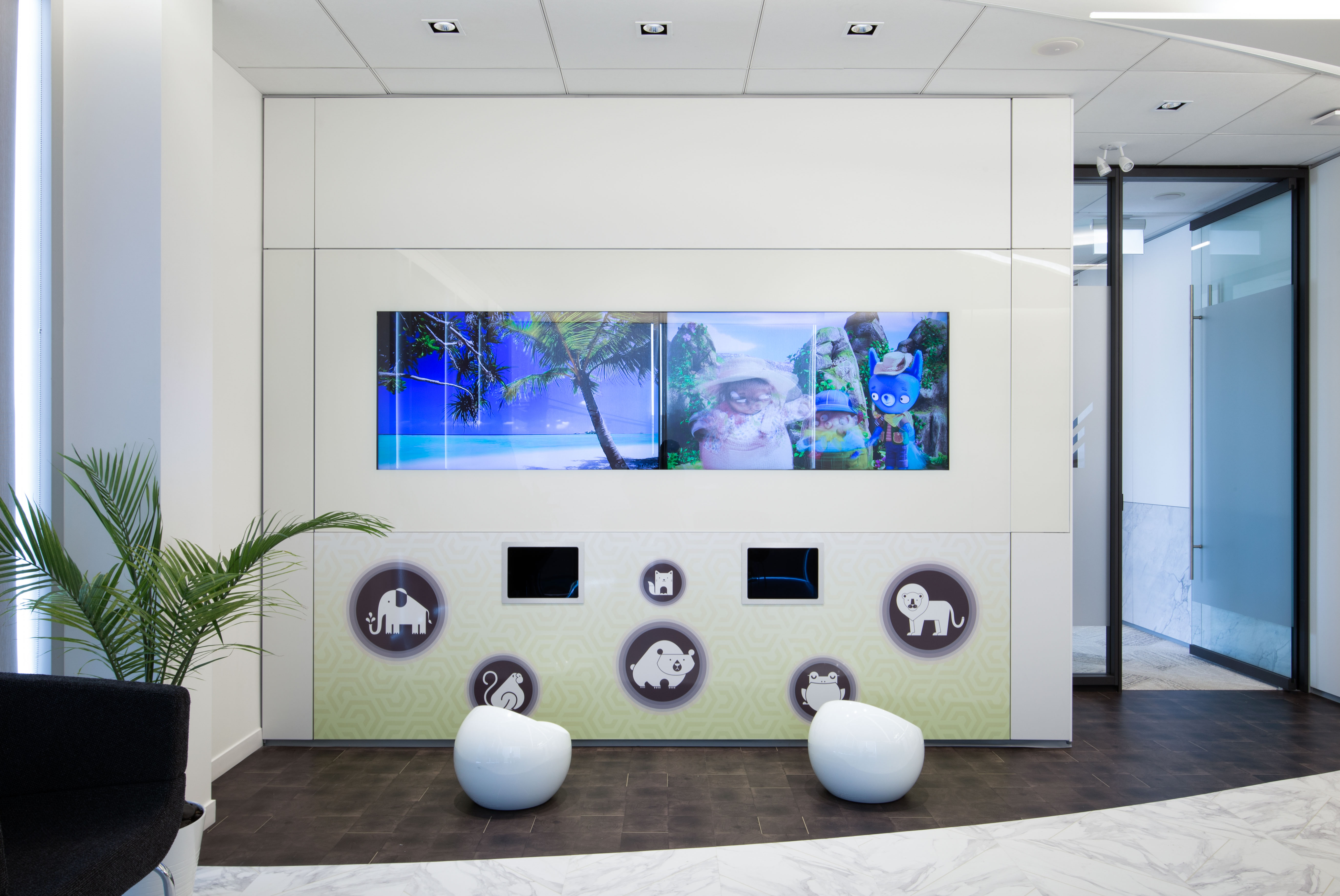 DIRTT interiors