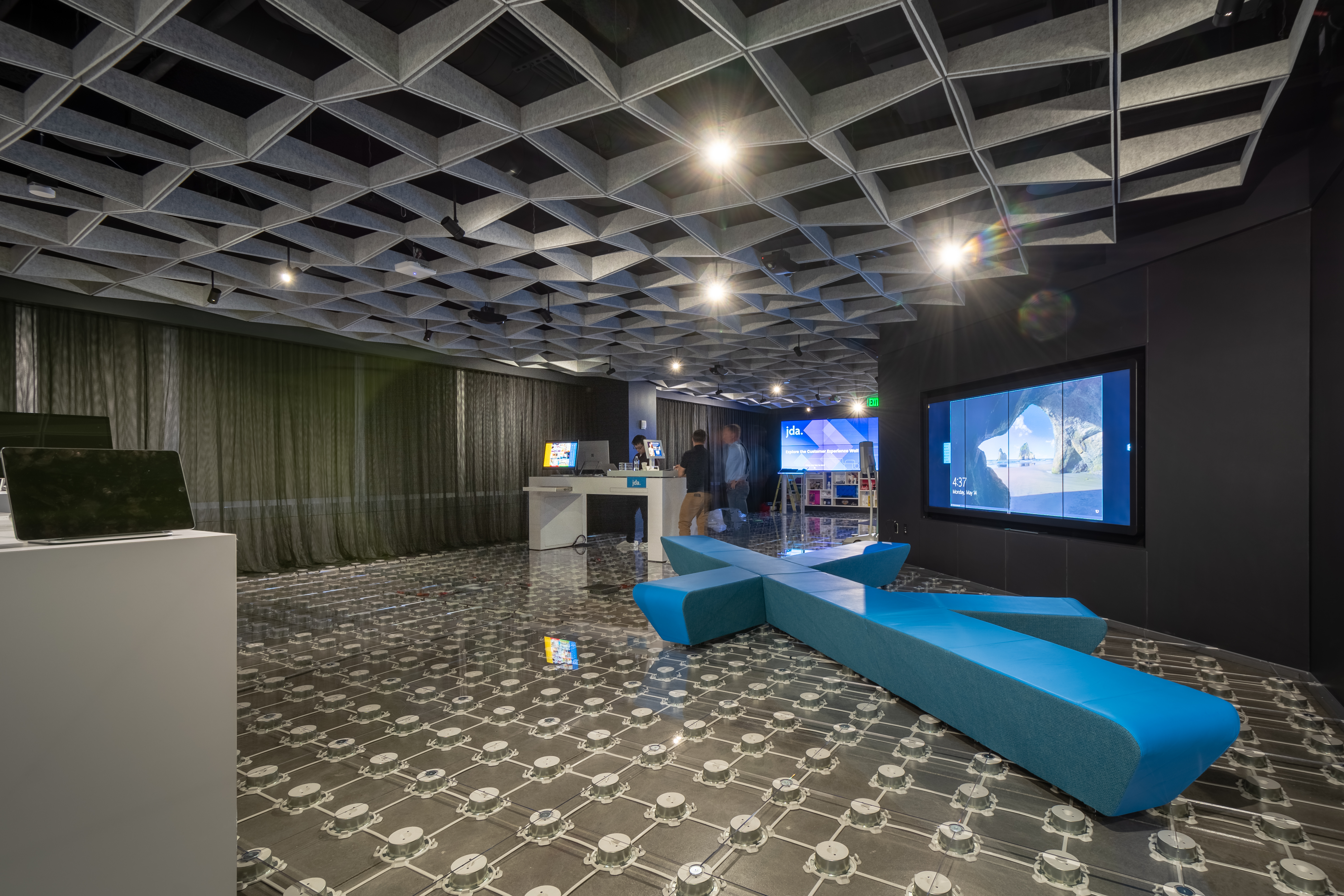 DIRTT interiors