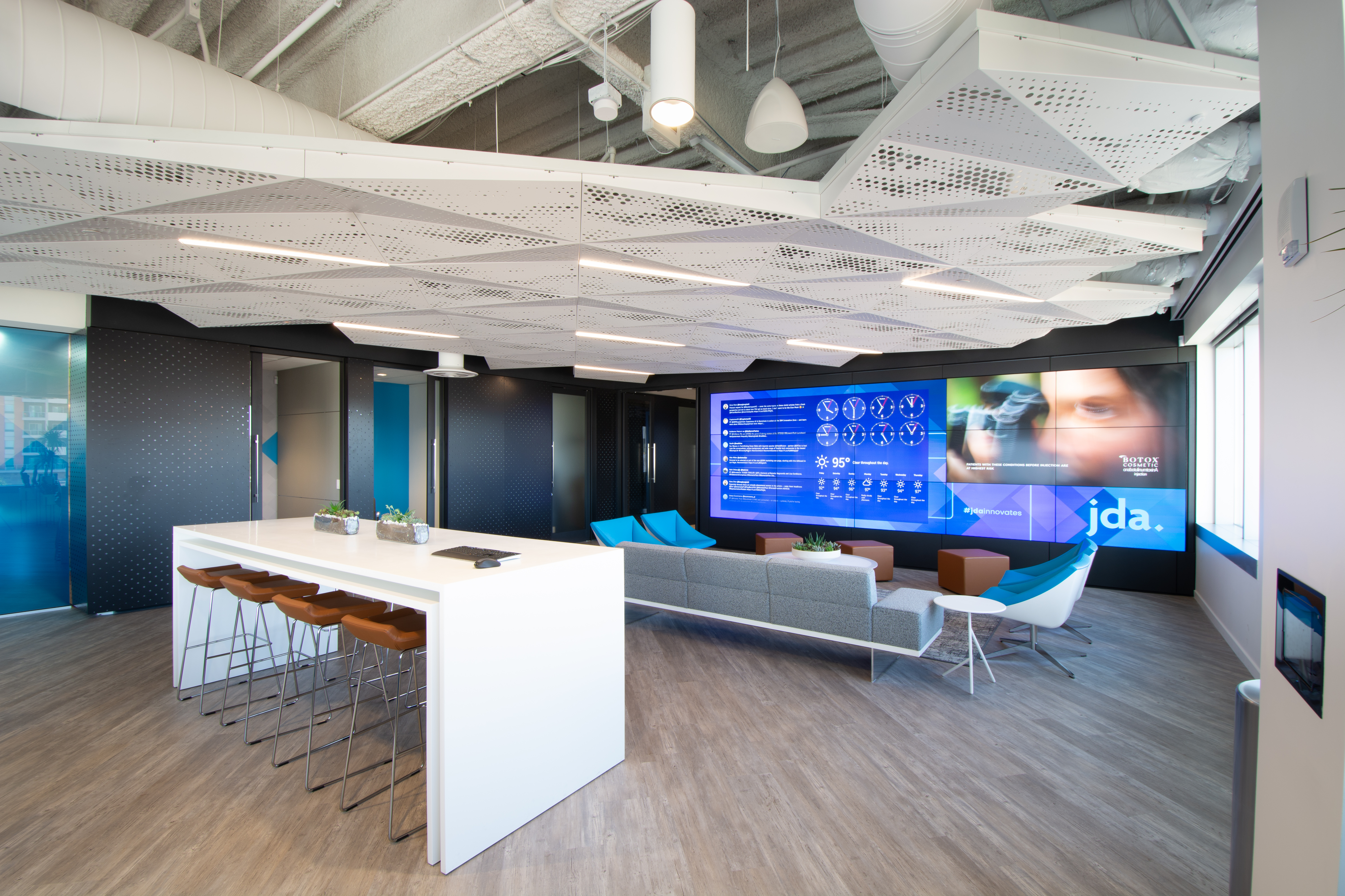 DIRTT gallery