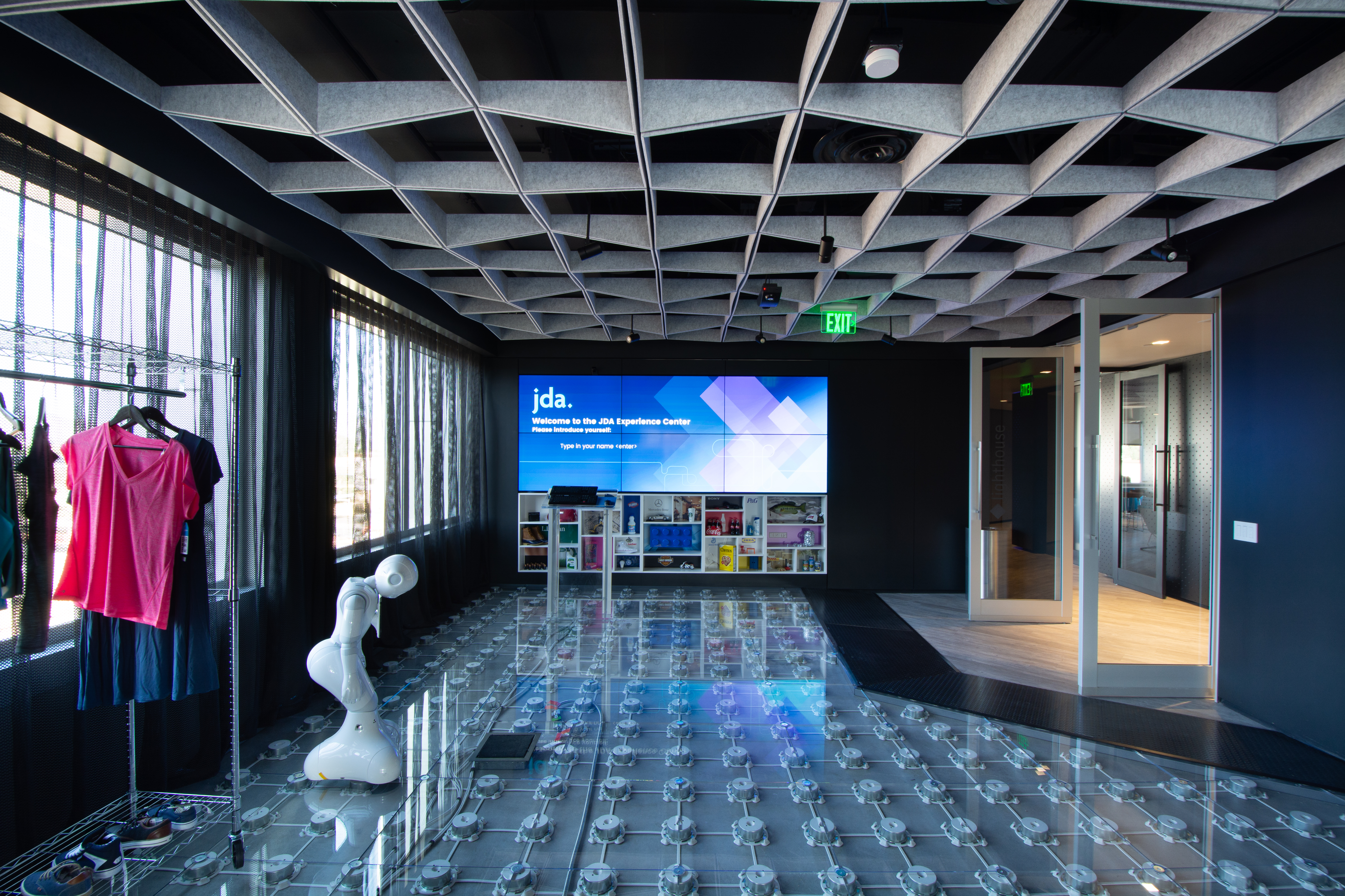 DIRTT gallery